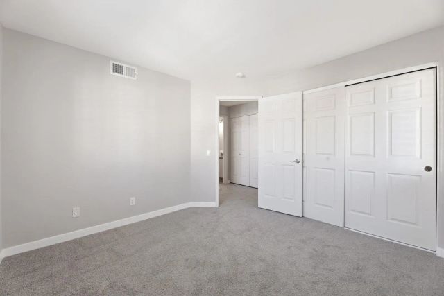 11908 Tivoli Park Row 7, San Diego, CA 92128