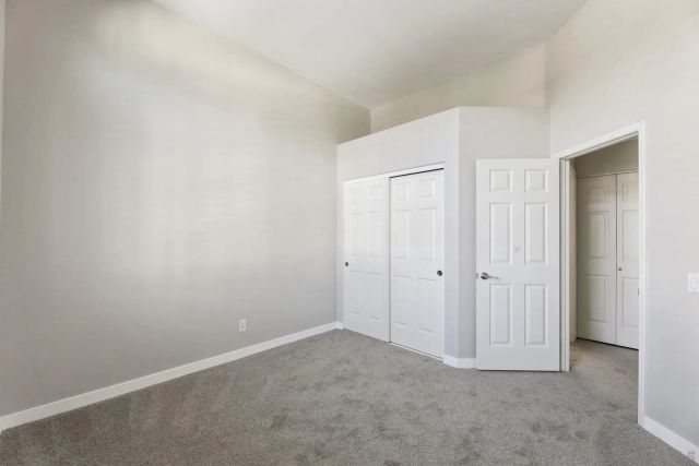 11908 Tivoli Park Row 7, San Diego, CA 92128