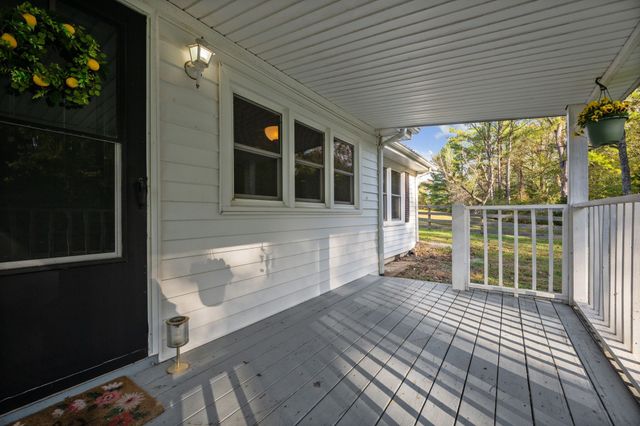 1155 Westfield Rd, Dickson, TN 37055