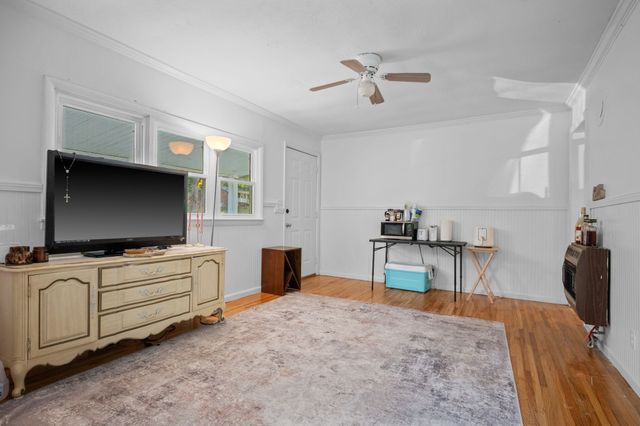 1155 Westfield Rd, Dickson, TN 37055