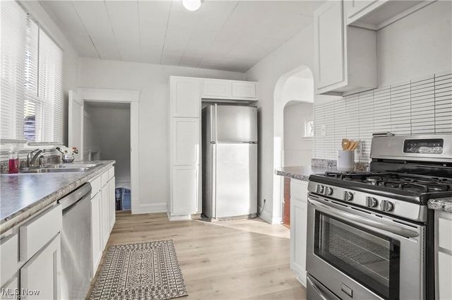 2226 26th Street SW, Akron, OH 44314