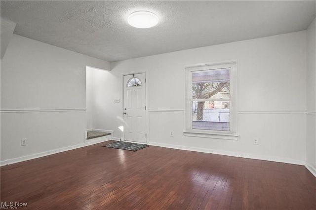 2226 26th Street SW, Akron, OH 44314