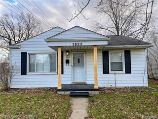 1824 University Street, Ferndale, MI 48220