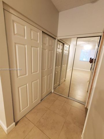 1851 NW 96th Ter 6C, Pembroke Pines, FL 33024