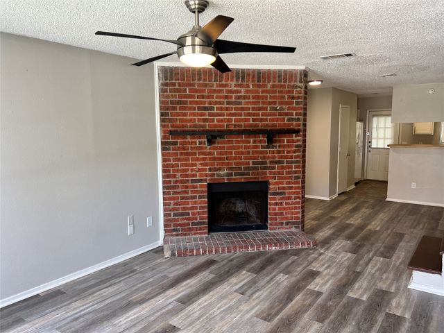 10500 Lake June Road I7, Dallas, TX 75217
