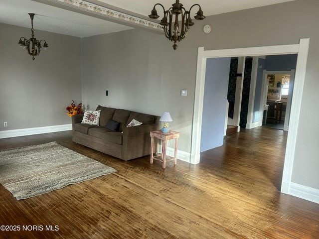 245 Plymouth Street, Toledo, OH 43605