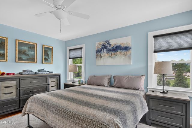 299 Old Eleven Drive, Abingdon, VA 24210