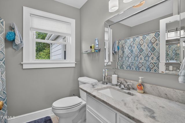 299 Old Eleven Drive, Abingdon, VA 24210