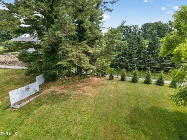 299 Old Eleven Drive, Abingdon, VA 24210