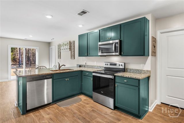 275 Caribbean Village Drive, Guyton, GA 31312