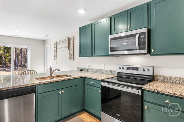 275 Caribbean Village Drive, Guyton, GA 31312