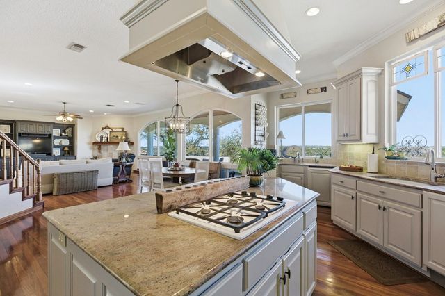 436 Paradise Point, Boerne, TX 78006