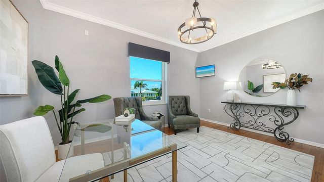 560 CHIPPING LANE, Longboat Key, FL 34228