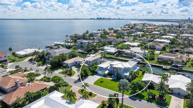 560 CHIPPING LANE, Longboat Key, FL 34228