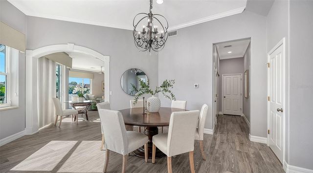 560 CHIPPING LANE, Longboat Key, FL 34228