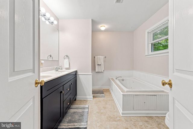 7401 LITTLE CT, Warrenton, VA 20187