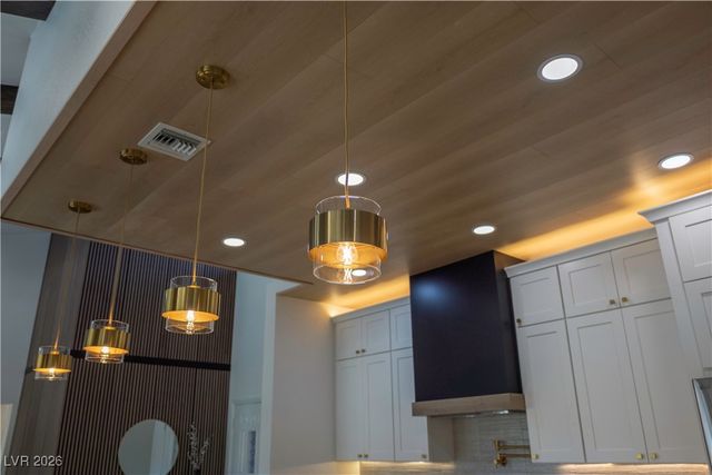 2633 Legend Drive, Las Vegas, NV 89134