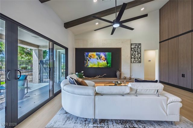 2633 Legend Drive, Las Vegas, NV 89134