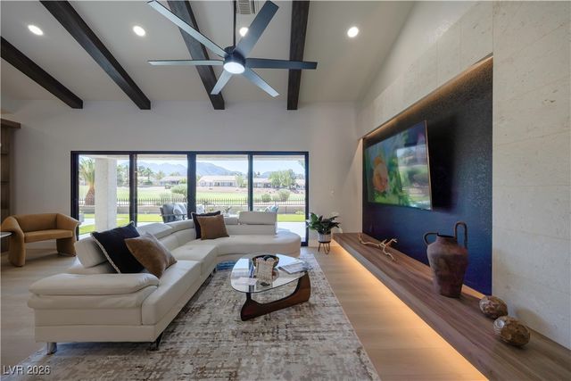 2633 Legend Drive, Las Vegas, NV 89134