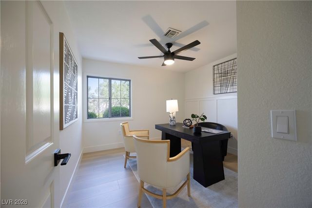 2633 Legend Drive, Las Vegas, NV 89134