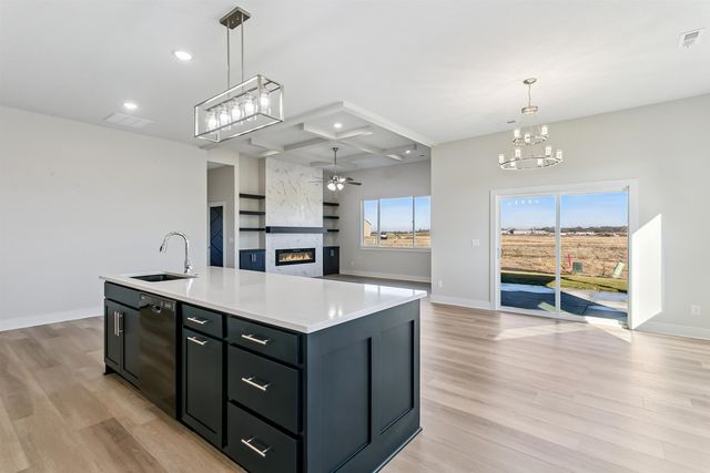 1640 E Appleton St, Valley Center, KS 67147