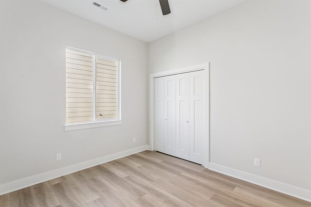 1640 E Appleton St, Valley Center, KS 67147