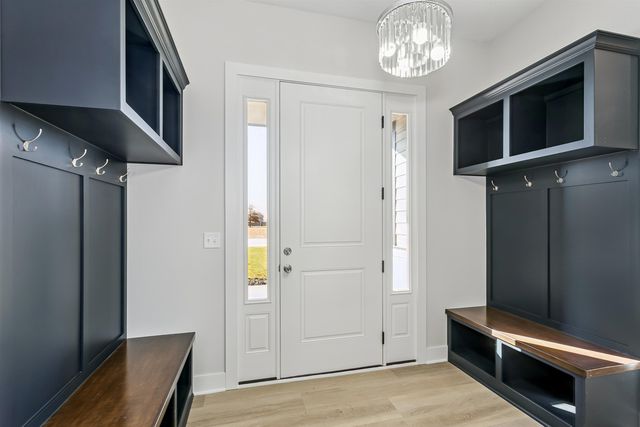 1640 E Appleton St, Valley Center, KS 67147