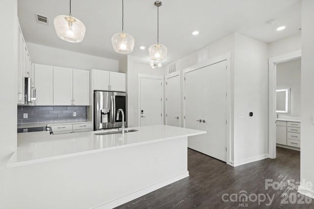 3630 N Davidson Street, Charlotte, NC 28205
