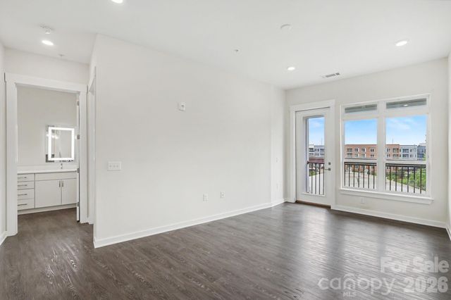 3630 N Davidson Street, Charlotte, NC 28205