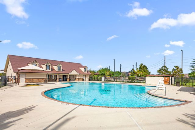 2922 Coachmaker Trail, Rosenberg, TX 77471