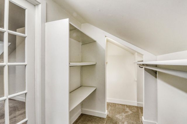 1605 14th Street S, Fargo, ND 58103