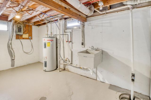 1605 14th Street S, Fargo, ND 58103