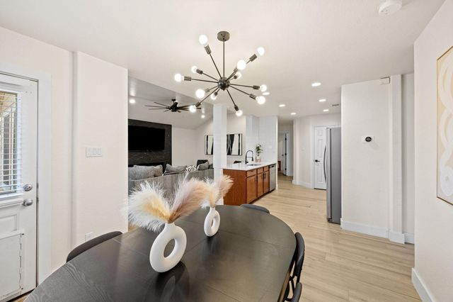 2710 Gaelic Green Street, Houston, TX 77045
