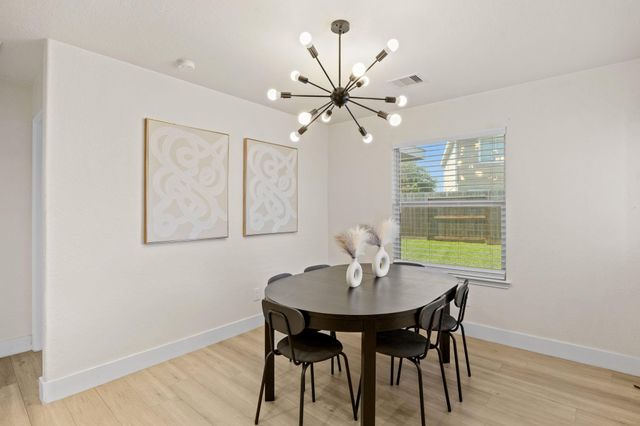2710 Gaelic Green Street, Houston, TX 77045