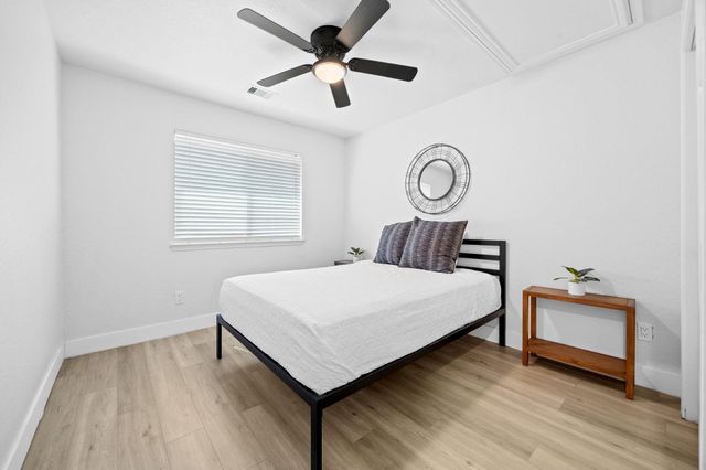 2710 Gaelic Green Street, Houston, TX 77045