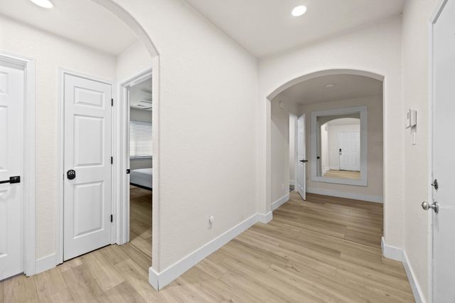 2710 Gaelic Green Street, Houston, TX 77045