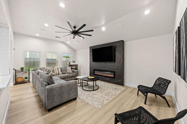 2710 Gaelic Green Street, Houston, TX 77045