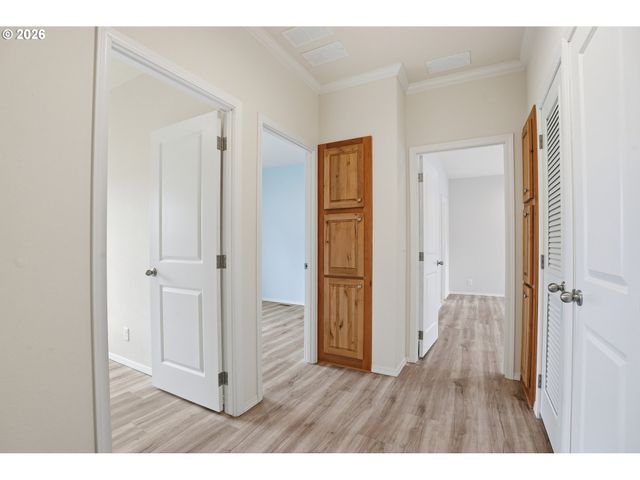 14876 S HEATHERGLEN Dr, Oregon City, OR 97045