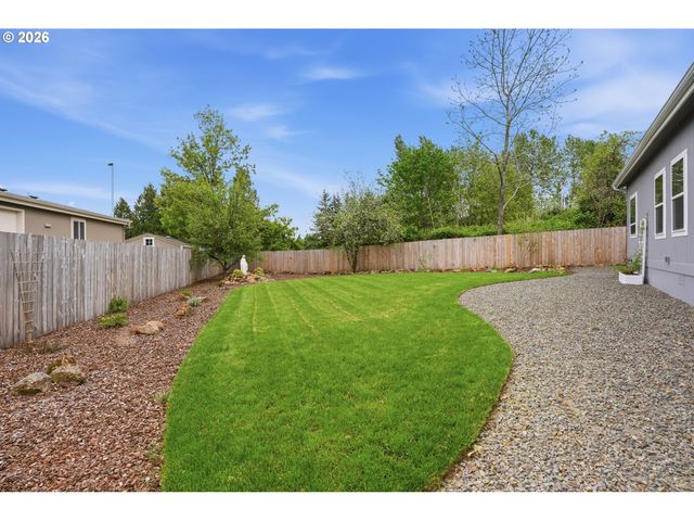 14876 S HEATHERGLEN Dr, Oregon City, OR 97045