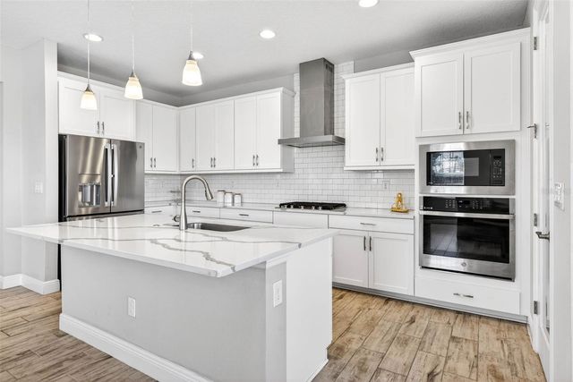 6394 ROADSTEAD COURT, Apollo Beach, FL 33572