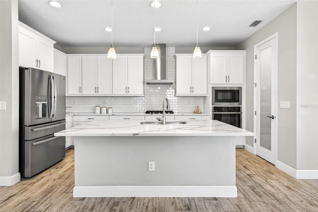 6394 ROADSTEAD COURT, Apollo Beach, FL 33572