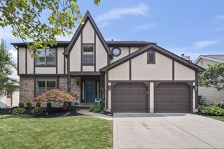 2427 Breathstone Drive, Powell, OH 43065