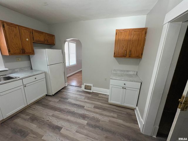 2916 W MEIDROTH Street, Peoria, IL 61605