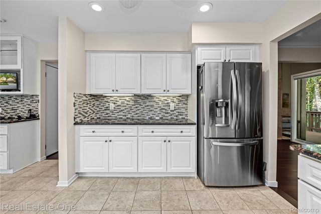 6291 Pheasant Run, West Bloomfield Charter Township, MI 48322