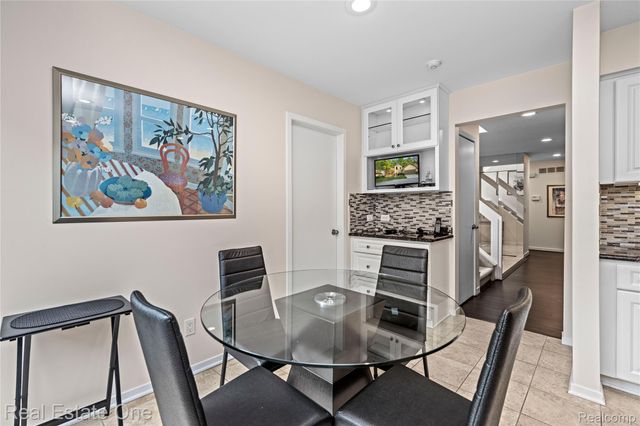 6291 Pheasant Run, West Bloomfield Charter Township, MI 48322