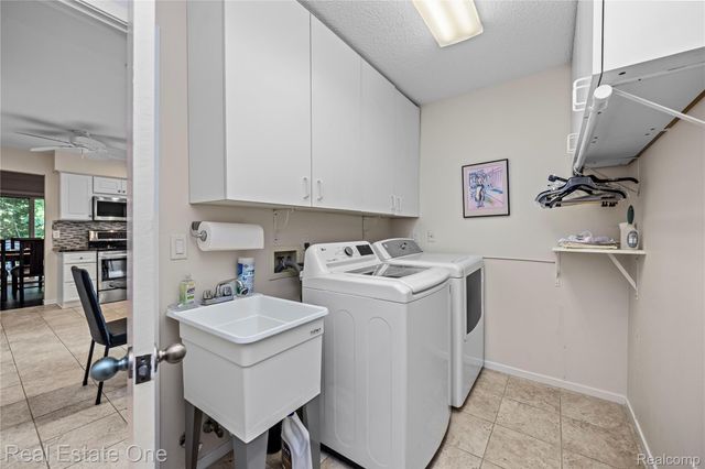 6291 Pheasant Run, West Bloomfield Charter Township, MI 48322