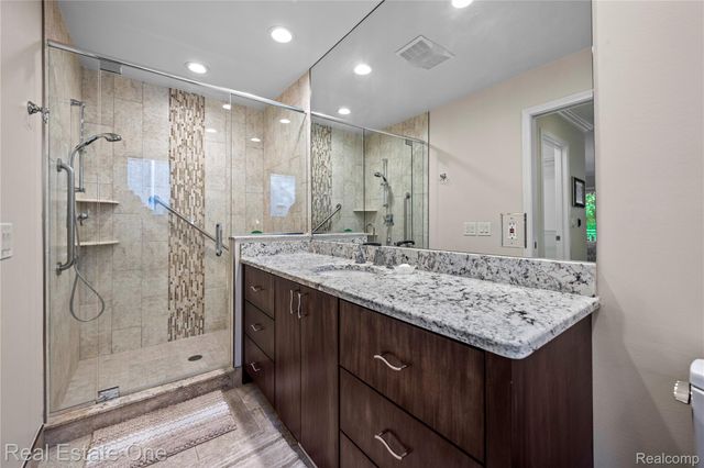 6291 Pheasant Run, West Bloomfield Charter Township, MI 48322