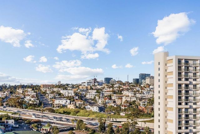 300 W Beech St 1705, San Diego, CA 92101