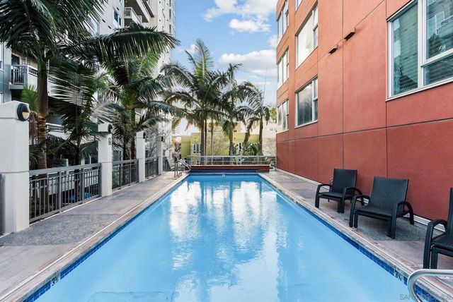 300 W Beech St 1705, San Diego, CA 92101