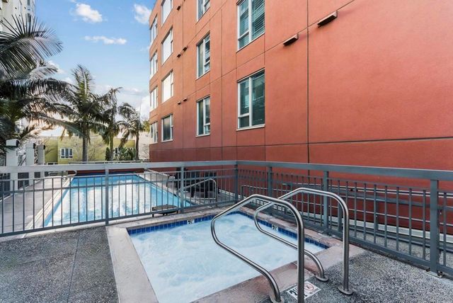 300 W Beech St 1705, San Diego, CA 92101